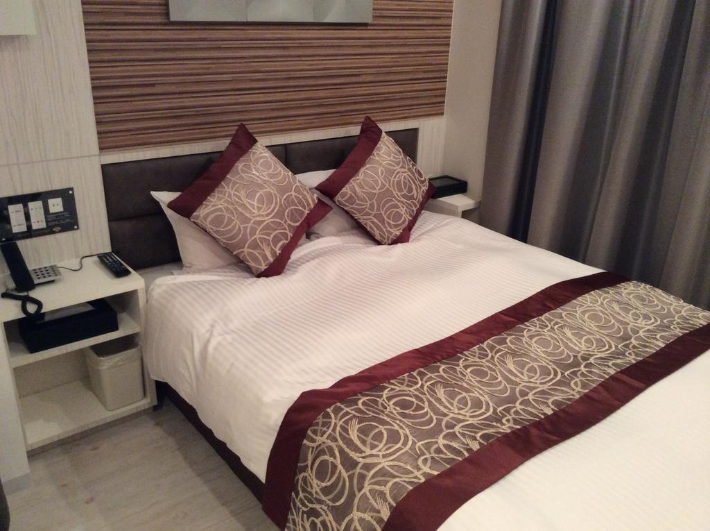 Amand Hotel Tokyo Værelse billede