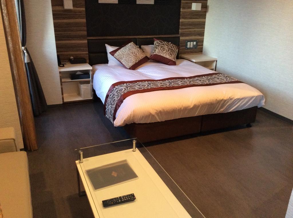 Amand Hotel Tokyo Værelse billede